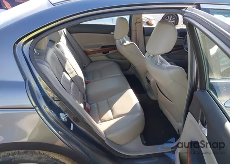 2011 Honda Accord 3.5 Ex-L z USA, uszkodzony, nr VIN 1HGCP3F87BA023779